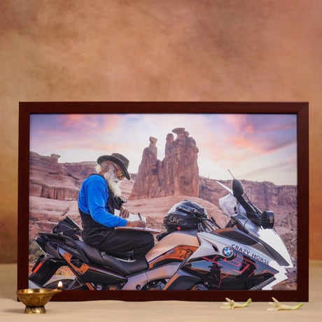 Sadhguru Photo (12x18)
