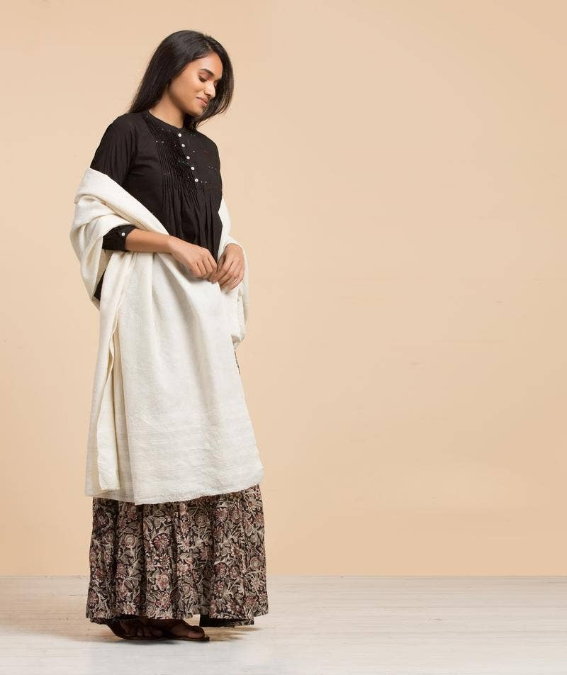 Pure Woolen Shawl Off-White