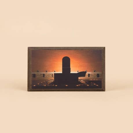 Dhyanalinga Photo with Stand (6x4)