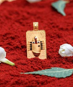 Linga Bhairavi 22Kt Gold 16g Pendant, Sandal (Consecrated)