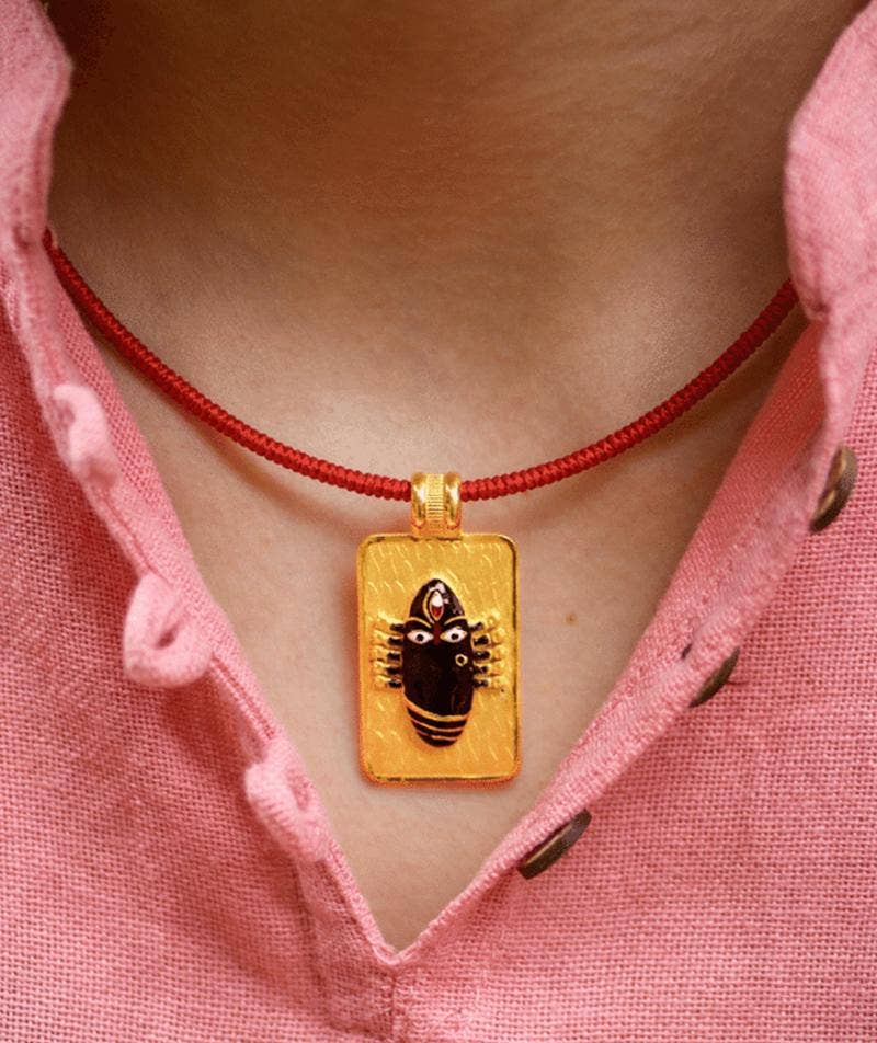 Linga Bhairavi 22KT Gold Pendant - 24 gm (Black)