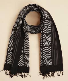 Elegant Geometric Silk Cotton Scarf