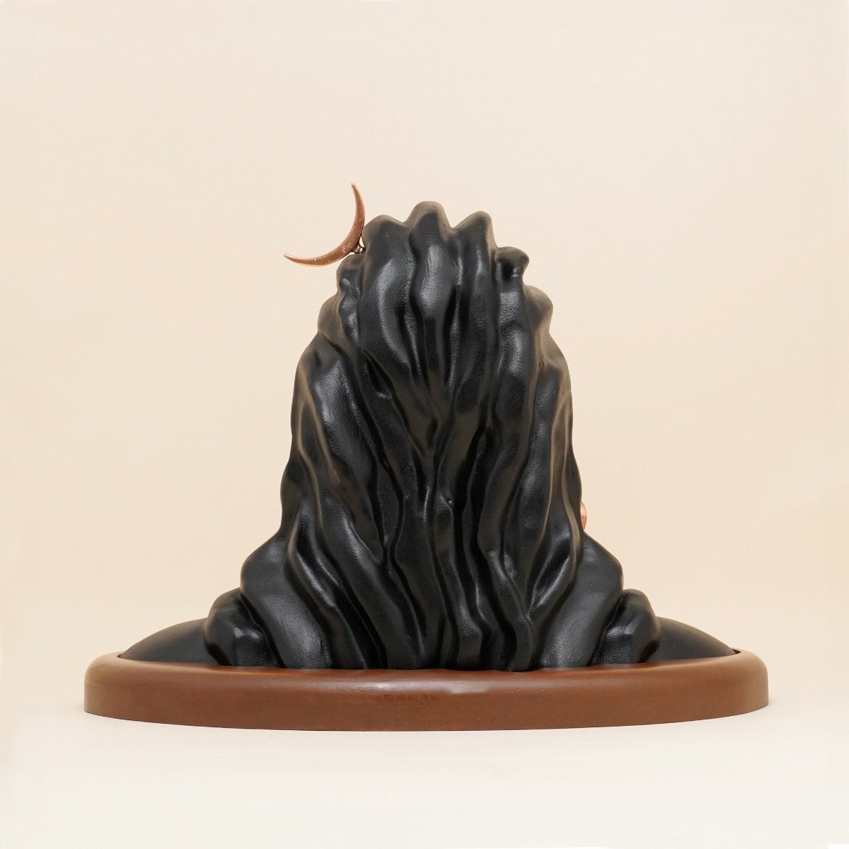 Adiyogi Statue with consecrated linga, 6 inch in height