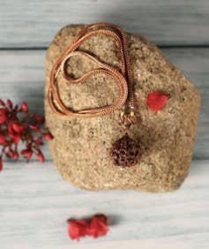 Adiyogi Rudraksha with Chain (Consecrated)