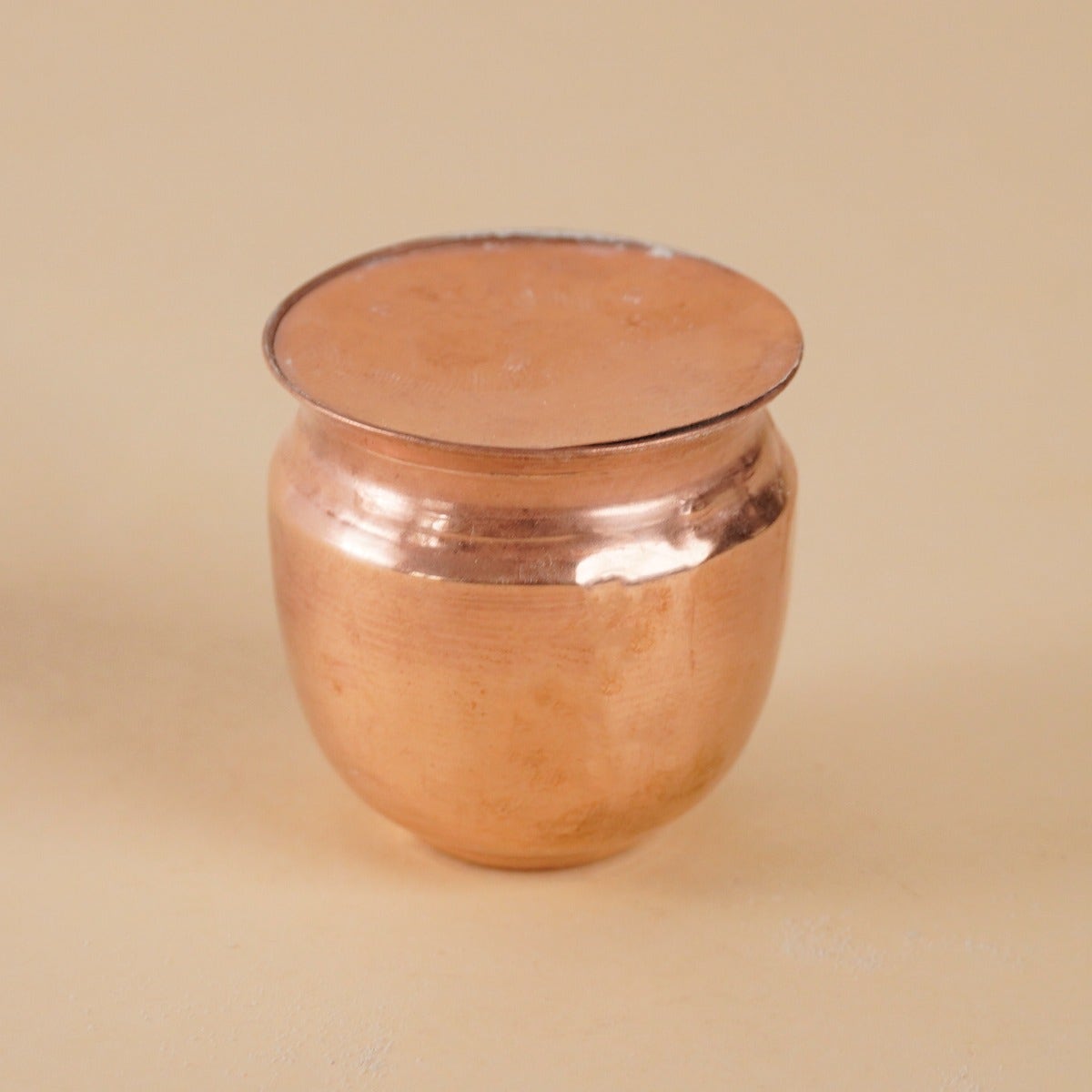 Pure and natural Vibhuti. Consecrated in Dhyanalinga. Supportive for spiritual growth.