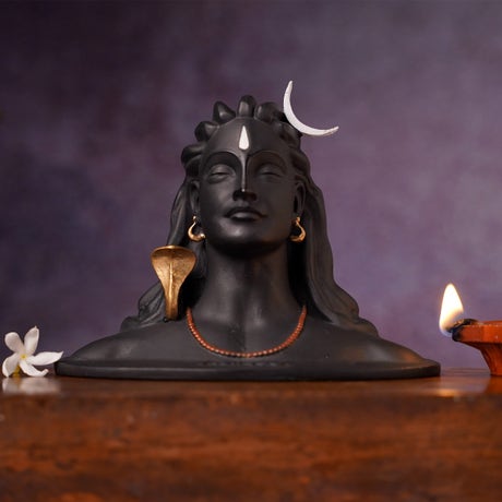 Adiyogi Minaiture Car Stand (Fibre) - 3''