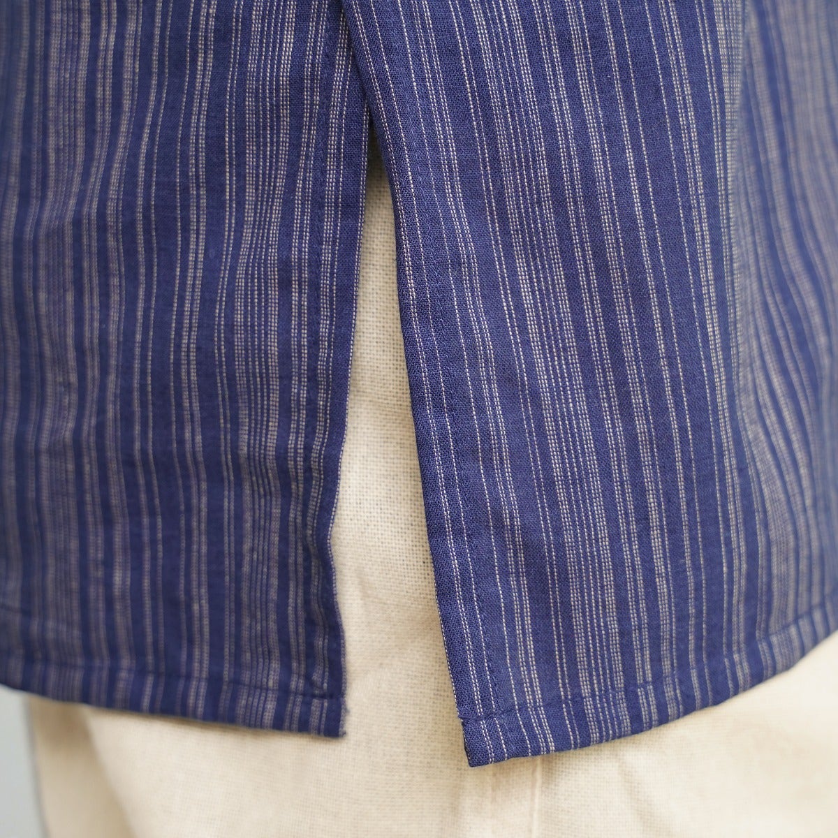 Sapphire blue ecru half sleeve striped short kurta 