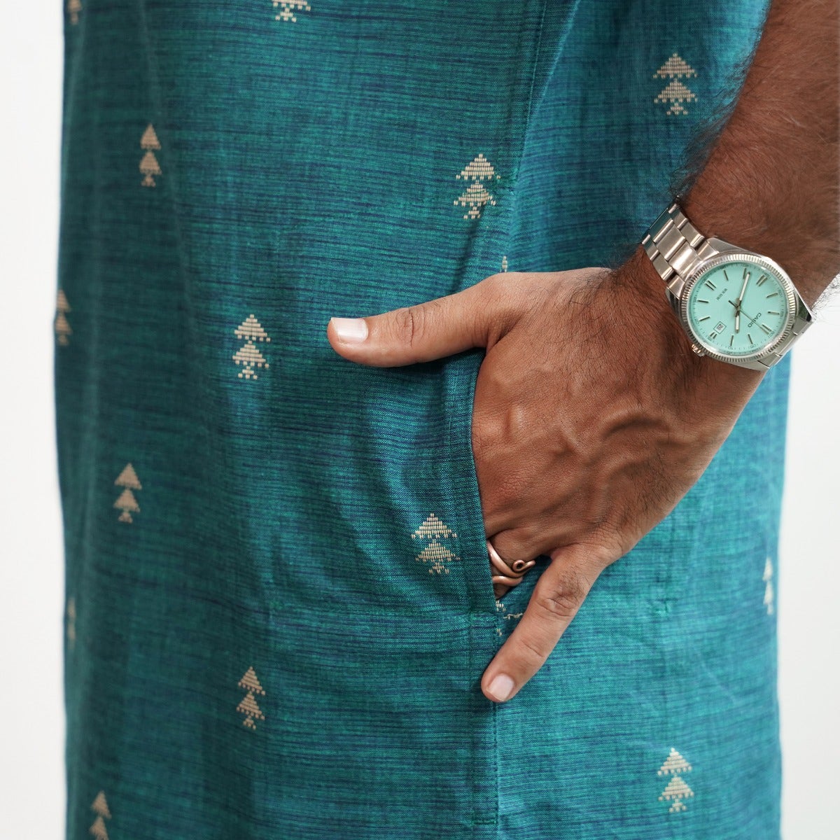 Peacock hue- short jacqad motif pocket friendly short kurta