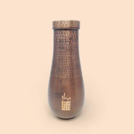 Hammered Copper Jar. For storing and drinking water. A festive gift for home and office.