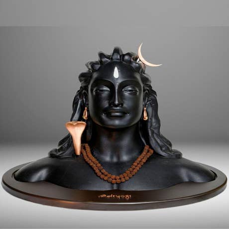 The Adiyogi statue with consecrated linga, 2 feet 5 inches in height
