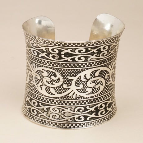 Etched cuff - style (1)