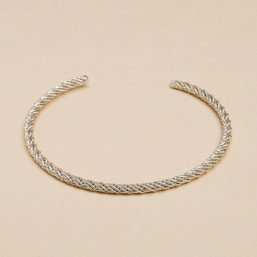 Twisted wire choker