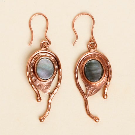 Handmade Copper Earring with Black Mother of pearl bezel