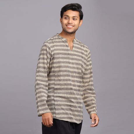 Men’s Casual Handblock Printed Short V-Neck Kurta Ft. Red Butter Knife Motifs