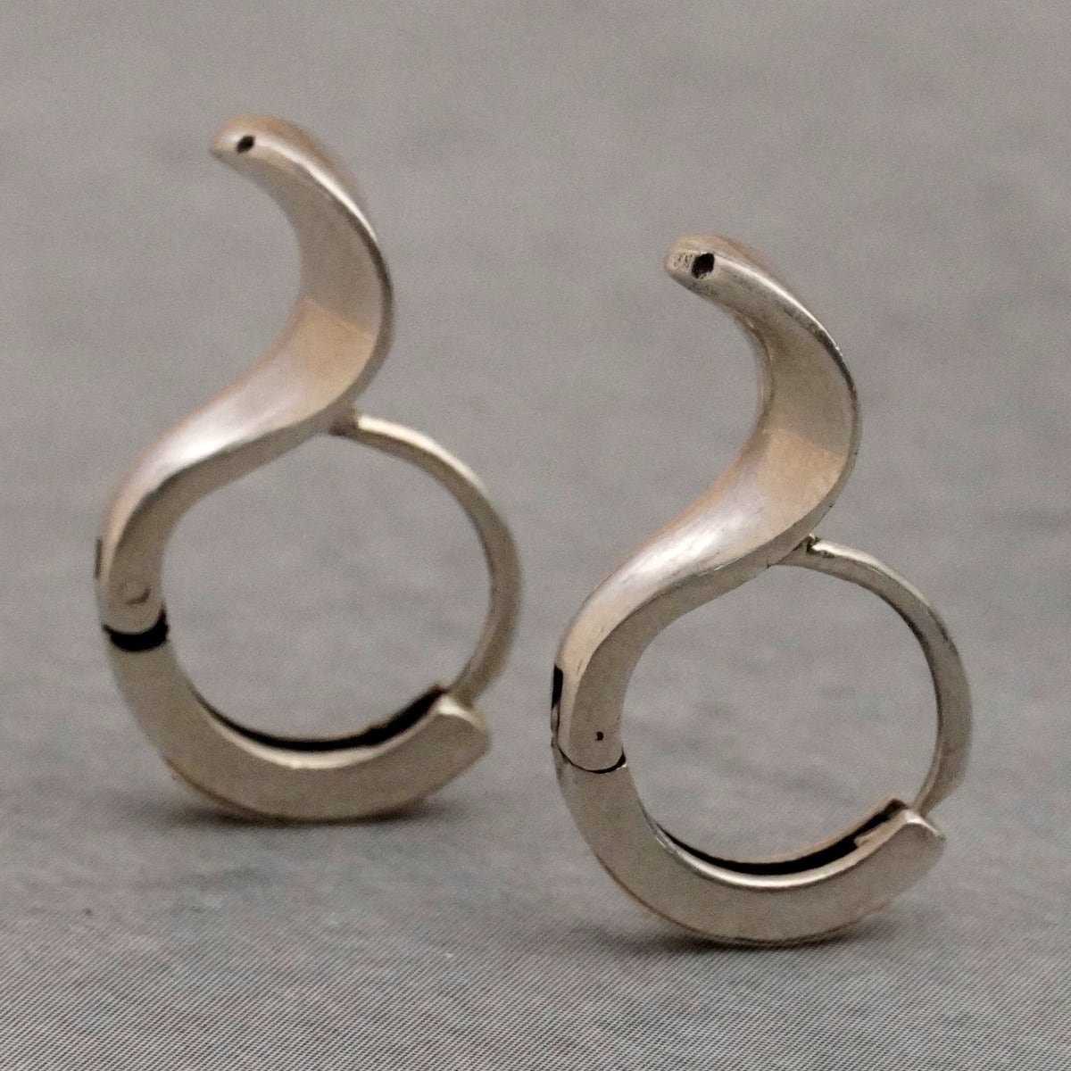 Silver Sarpa earring - 92.5 Sterling Silver 