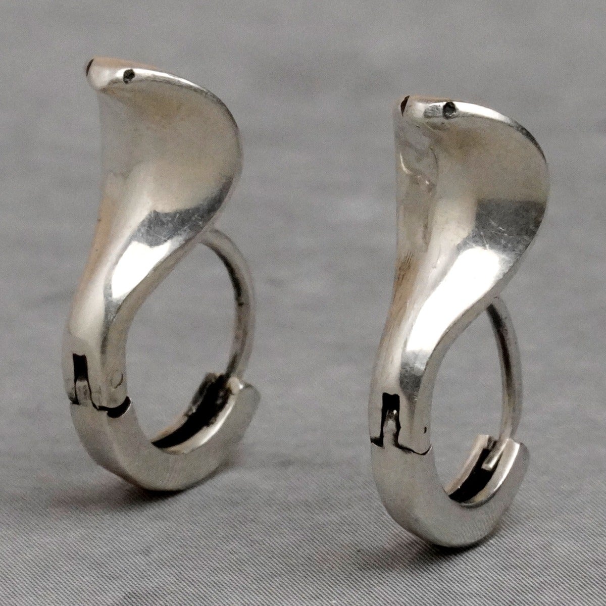 Silver Sarpa earring - 92.5 Sterling Silver 