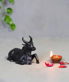 Nandi Statue