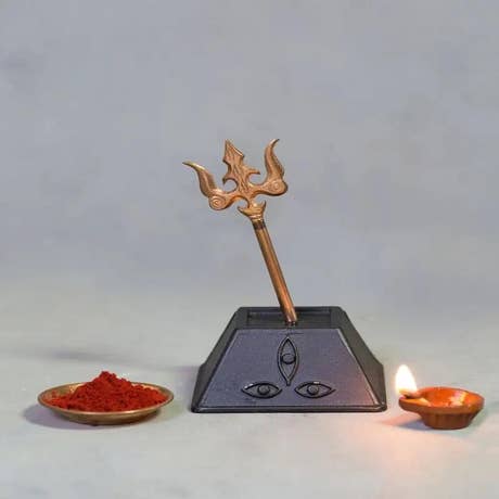 Linga Bhairavi Devi Trishul