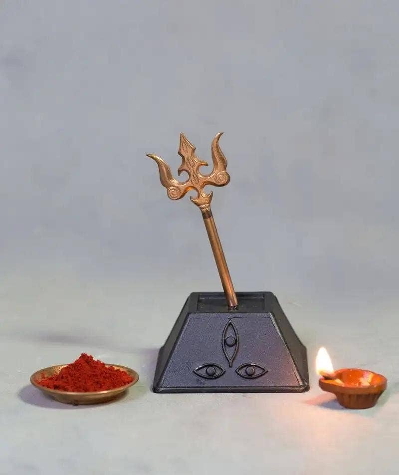 Linga Bhairavi Devi Trishul