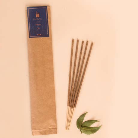 Hand rolled pure Neem Incense/Agarbatti (Pack of 10 sticks). Chemical and toxin free. Natural herbs, roots & essential oils.
