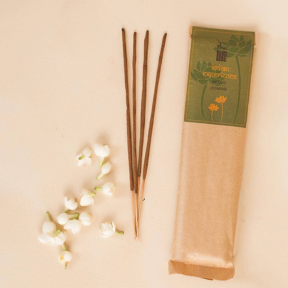 Hand rolled pure Jasmine Incense/Agarbatti. Chemical and toxin free. Ethically sourced. Natural herbs, roots & essential oils. Pack of 50 sticks
