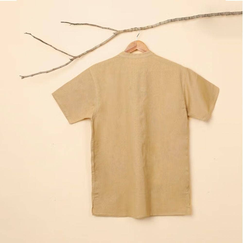 Men’s 100% organic cotton kurta with embroidered (Beige) "Aum". Short sleeved short kurta. Relaxed fit.