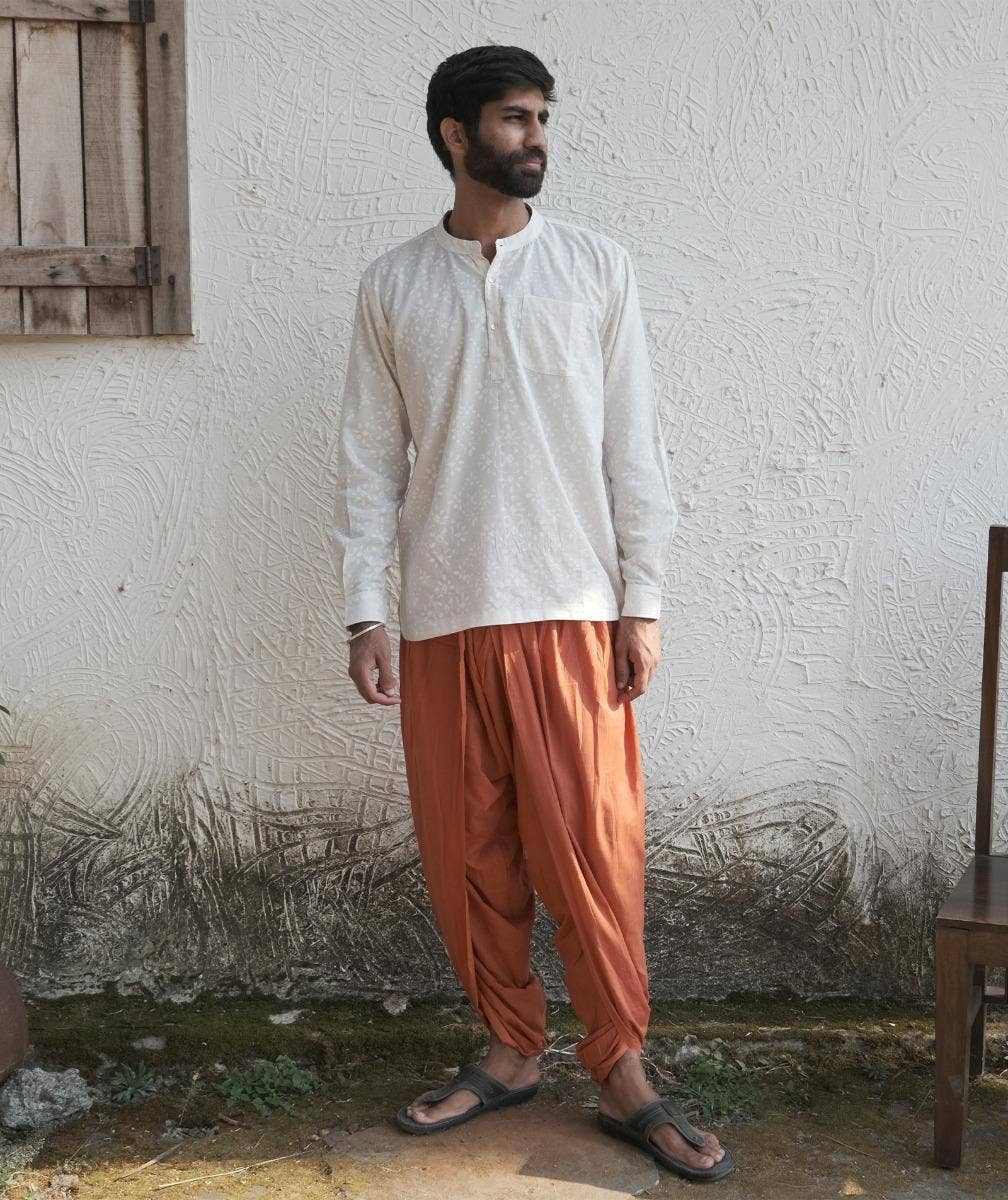 Isha’s signature. Ready to wear Unisex Dhoti Pants (Rust) / Panchakacham. Organic cotton. Easy to pull on. Versatile. Comfortable for both casual and formal wear.