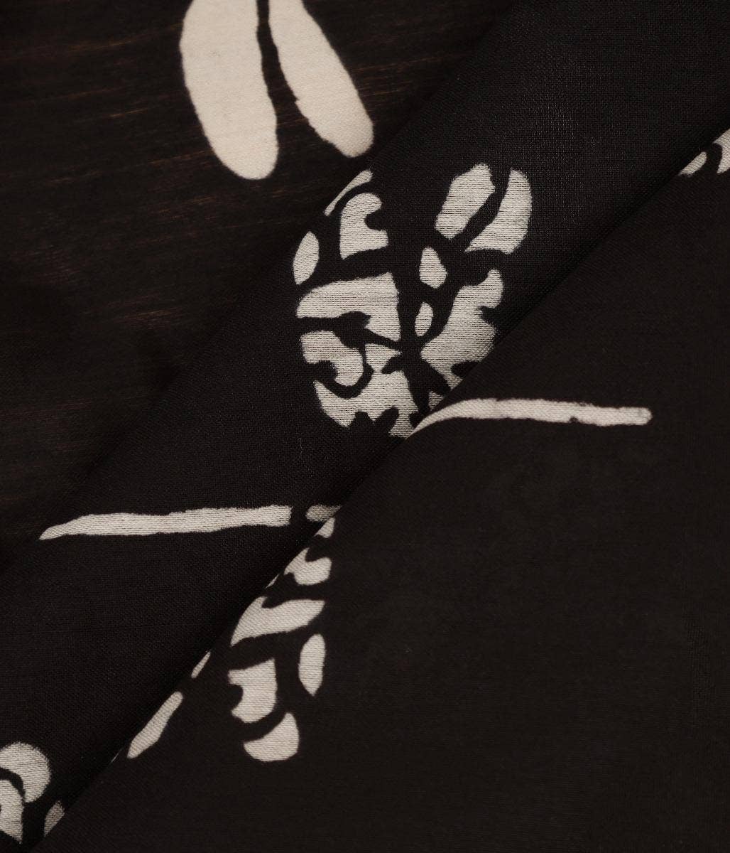Shawl- Black. A festive gift.