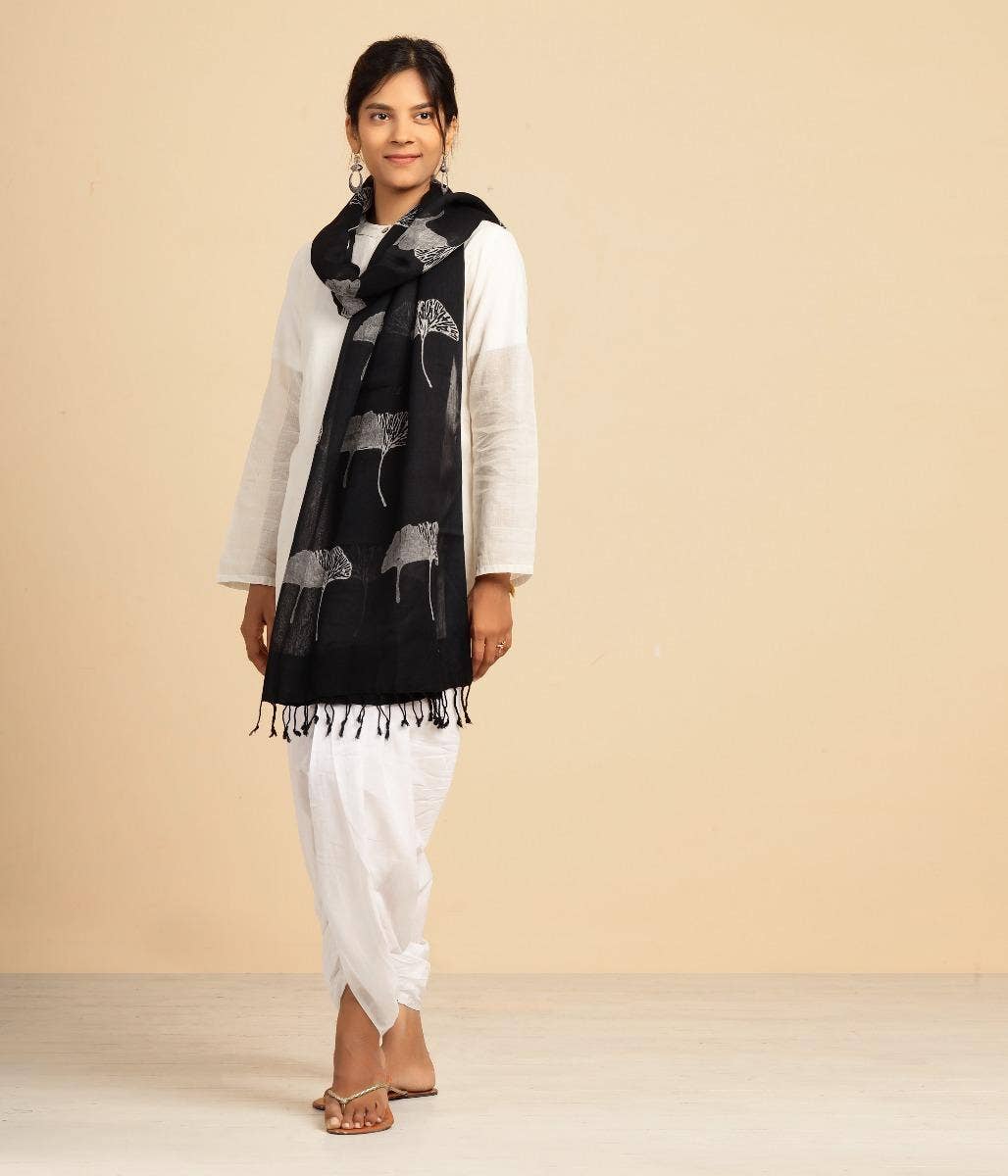 Shawl- Black color. A festive gift.