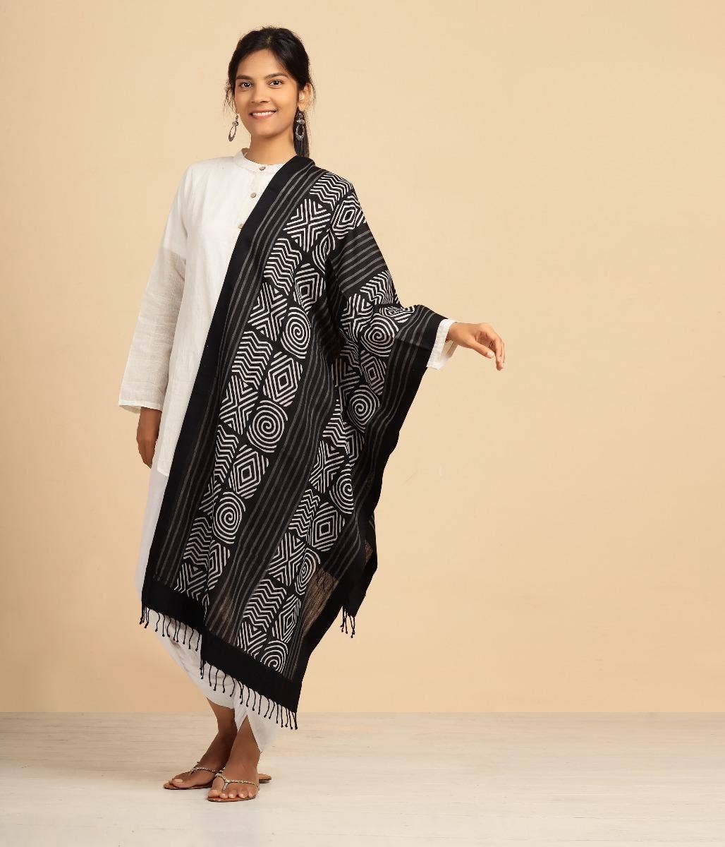 Ethnic Black - Shawl. A festive gift.