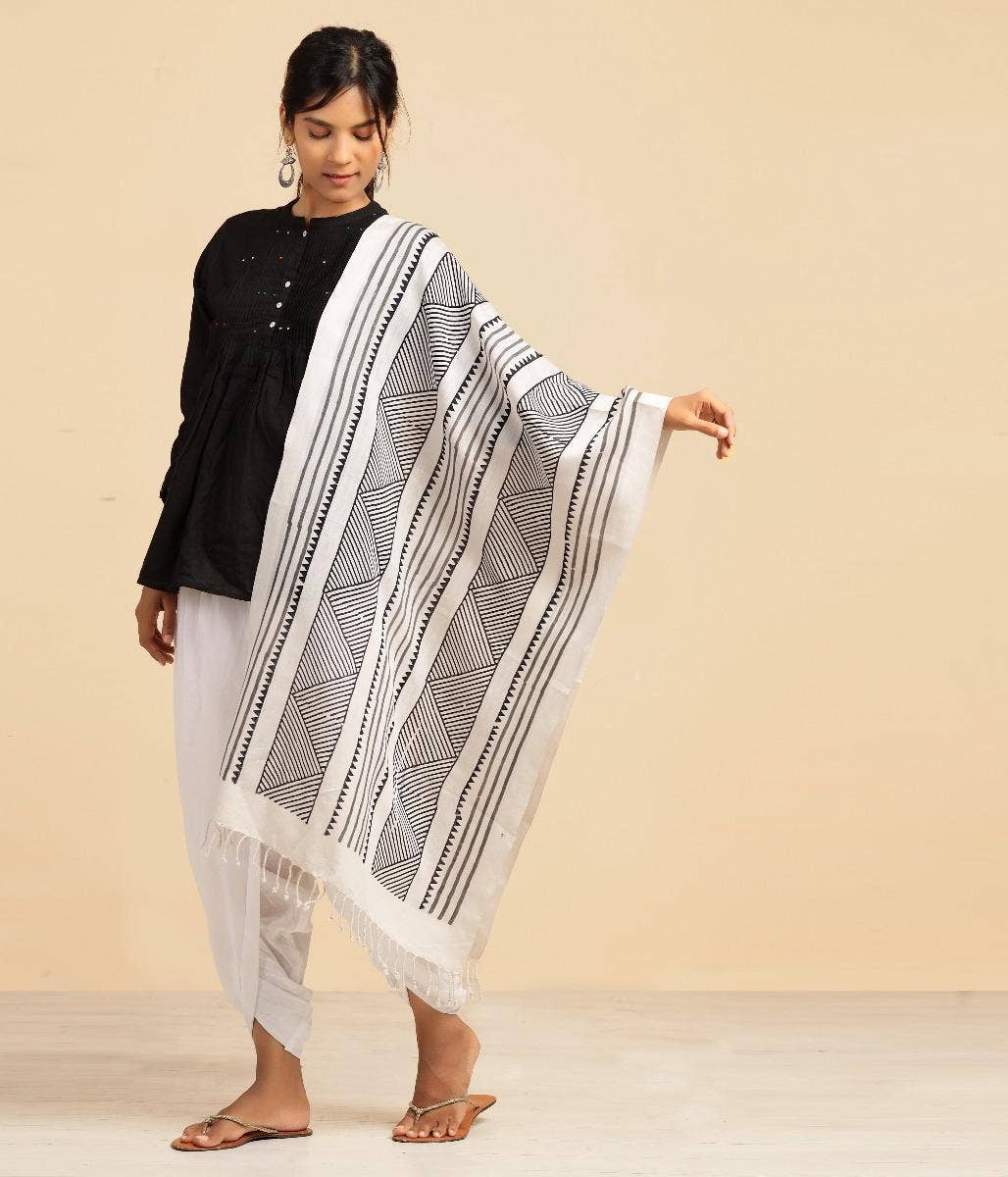 Shawl- Cream White. A festive gift.