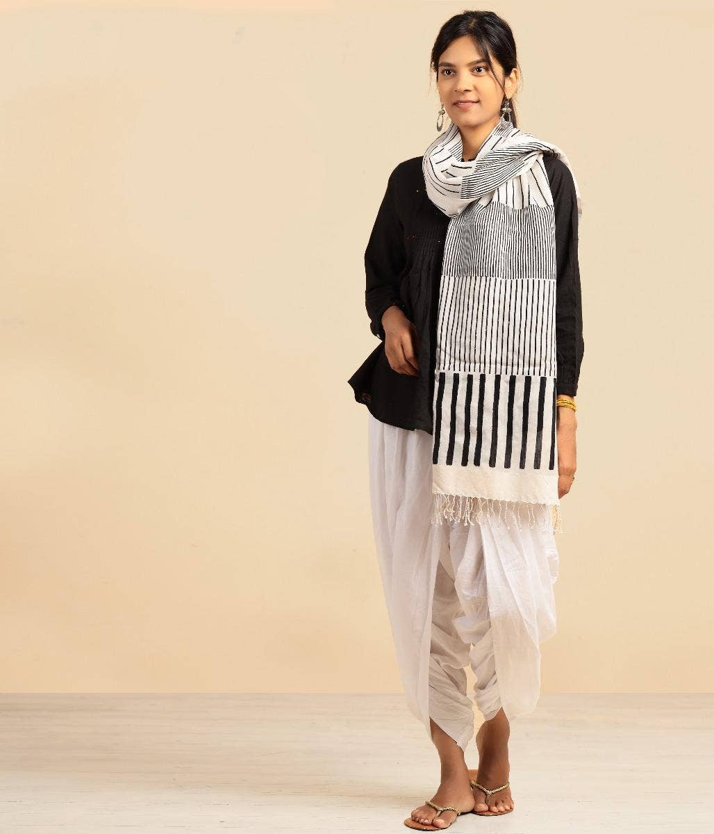 Shawl- White. A festive gift.